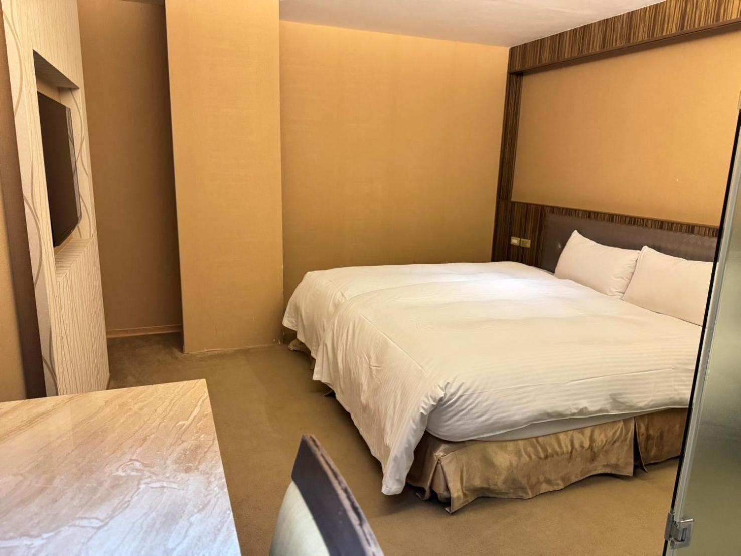 JINGSHANG Hotel Kaohsiung Buitenkant foto