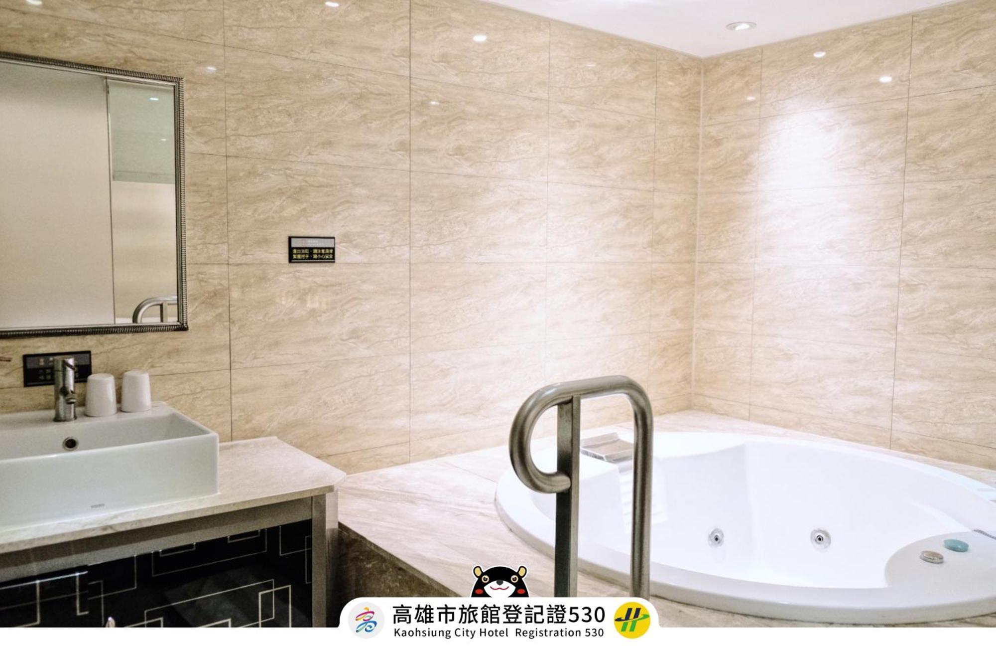 JINGSHANG Hotel Kaohsiung Buitenkant foto